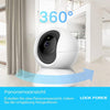 Lock Force Kamera mit 360° Panoramaansicht im Wohnzimmer, weiß mit schwarzer Linse