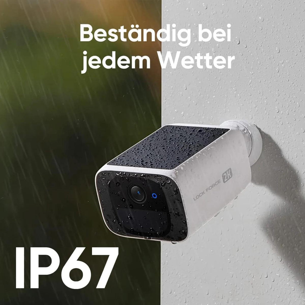 Lock Force 2K Kamera im Regen an Wand montiert, IP67-zertifiziert