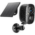 Lock Force Solar Cam mit Solarpanel, Wandhalterung und Linse bei Regen im Detail